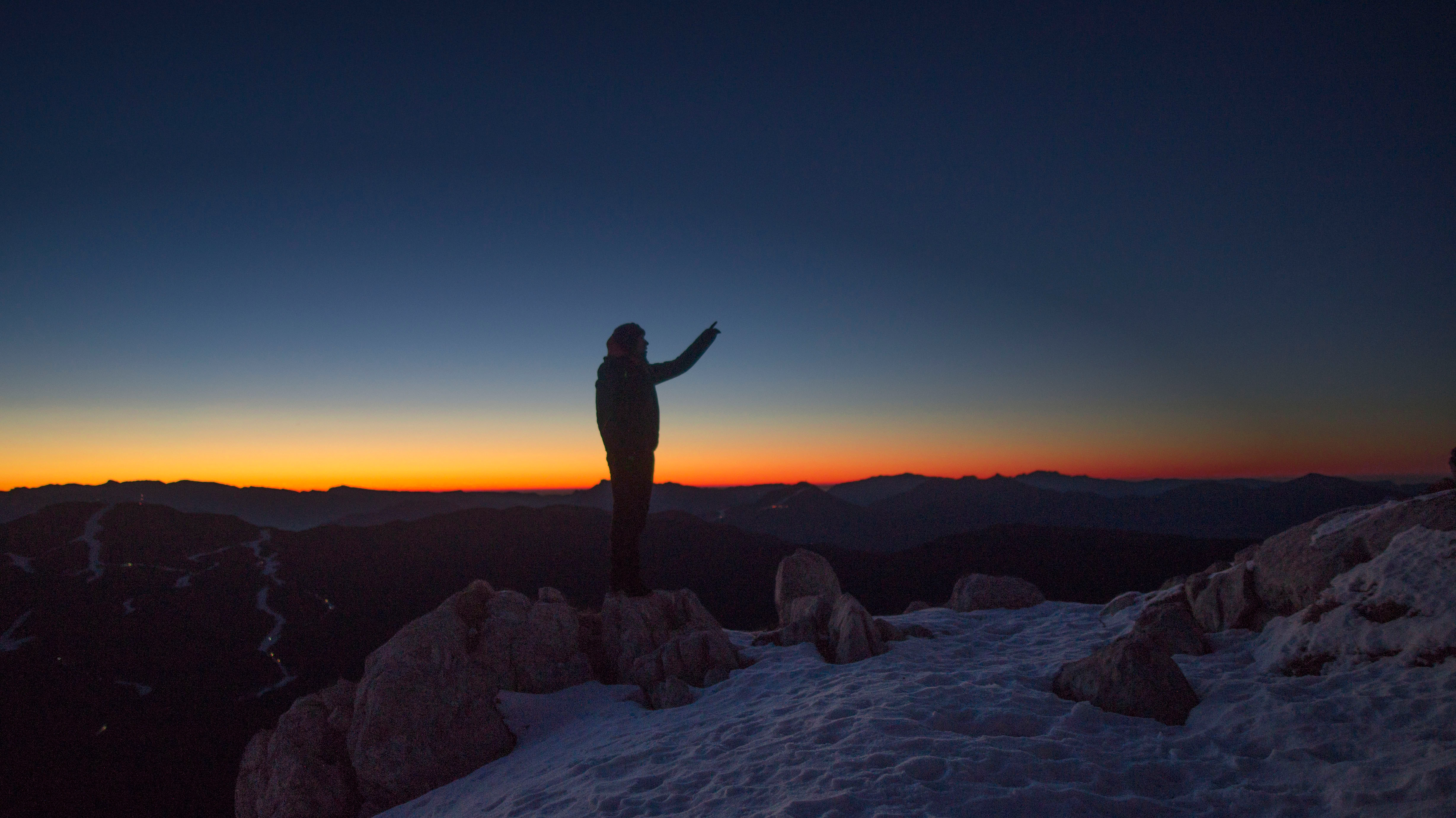 Alba sul Gruppo di Brenta, Trentino, Molveno